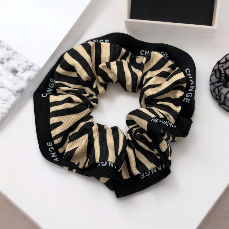 Gumka do włosów SCRUNCHIE frotka zebra prążki coco ecru beżowa