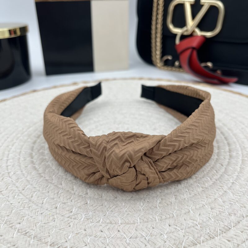 Opaska do włosów materiał supeł JASNA BRĄZOWA sweterek