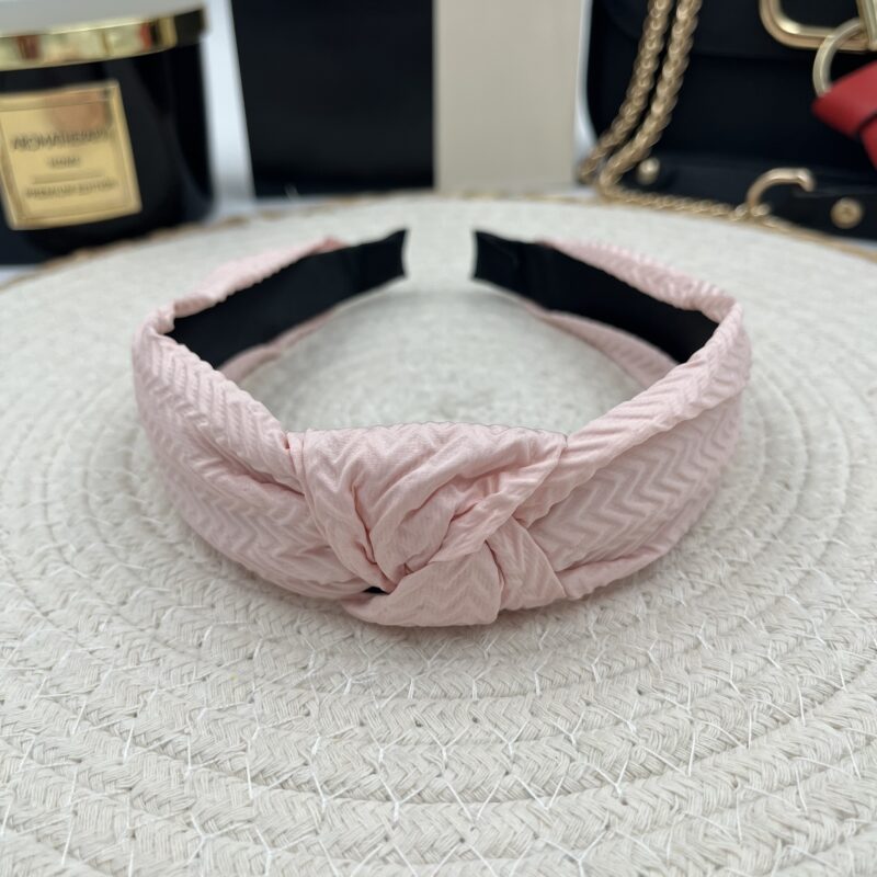 Opaska do włosów materiał supeł JASNA RÓŻOWA sweterek