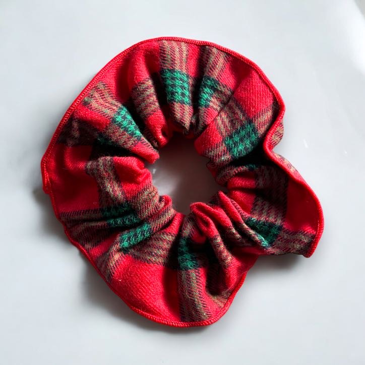 Gumka do włosów SCRUNCHIE frotka flanelowa czerwona kratka