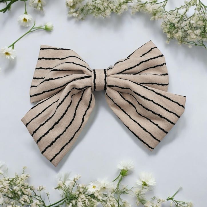 Spinka do włosów DUŻA beżowa kokarda czarne paski