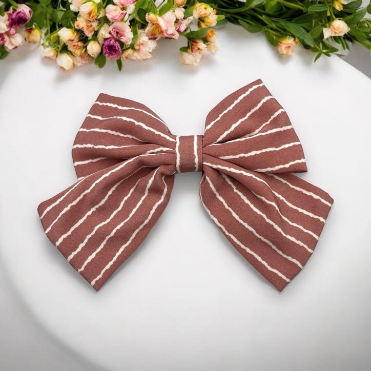 Spinka do włosów DUŻA różowa kokarda białe paski