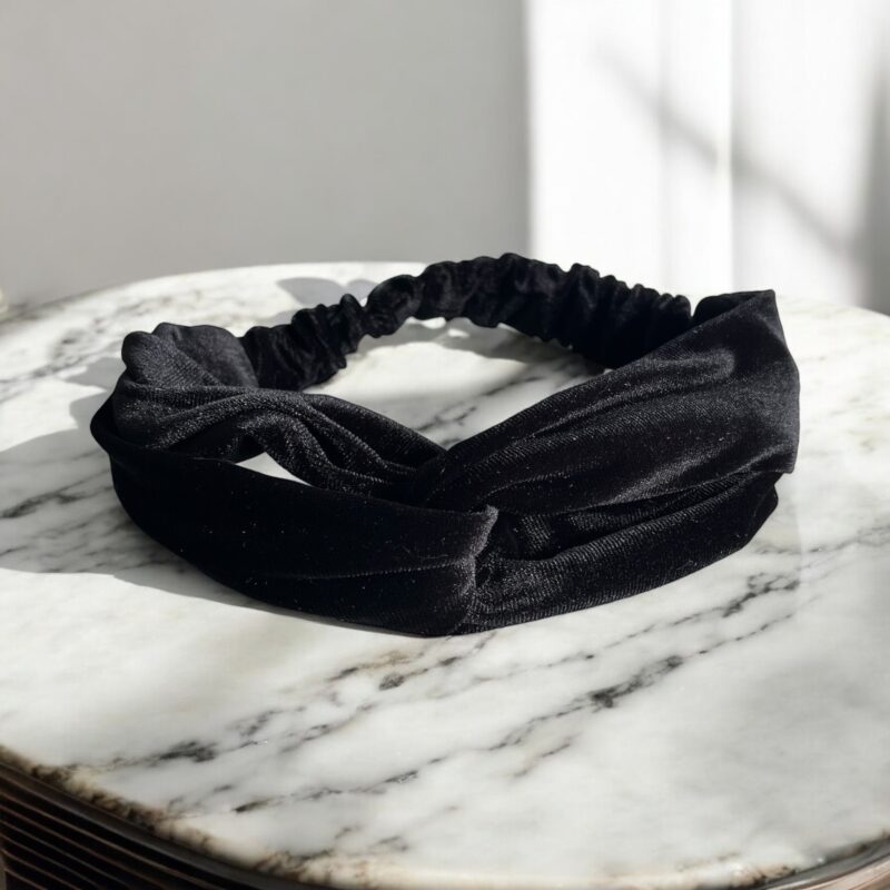 OPASKA DO WŁOSÓW KOSMETYCZNA DO MAKIJAŻU WELUR CZARNA