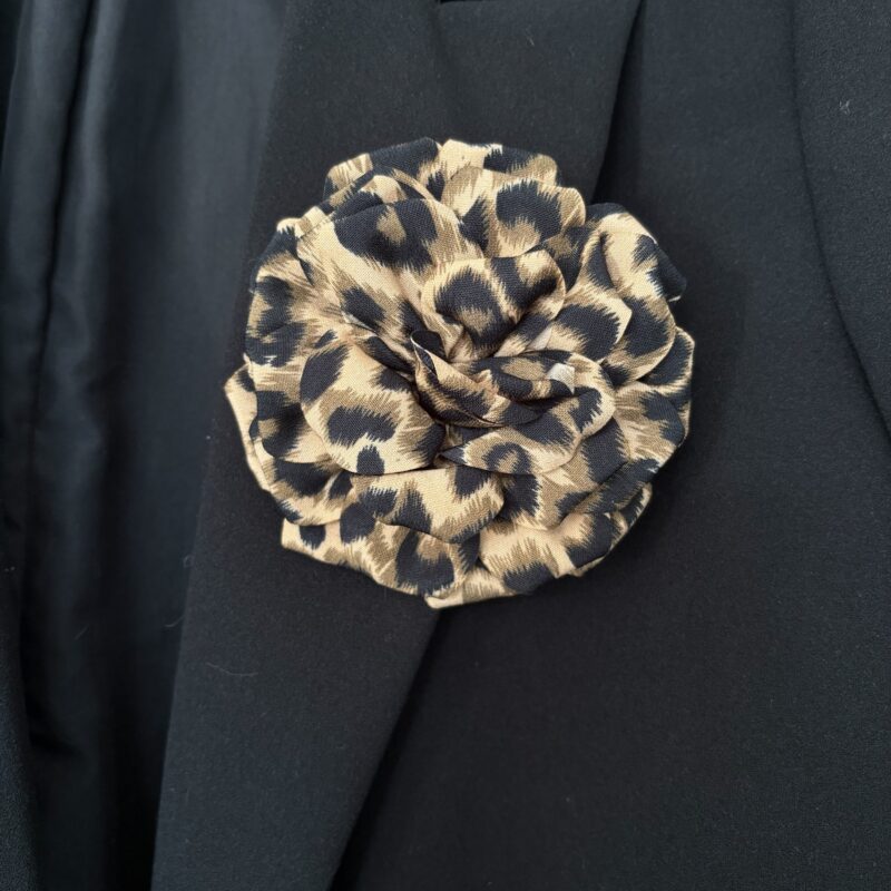 BROSZKA przypinka agrafka wsuwka kwiat kwiatek róża panterka 10 cm