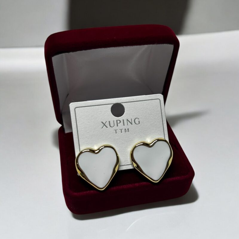 Kolczyki wiszące duże białe serca serce stal chirurgiczna 316L złote