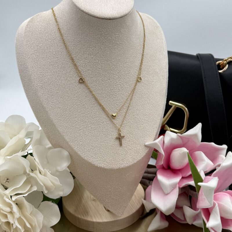 Naszyjnik celebrytka krzyżyk cyrkonie serduszka złoty stal 316L