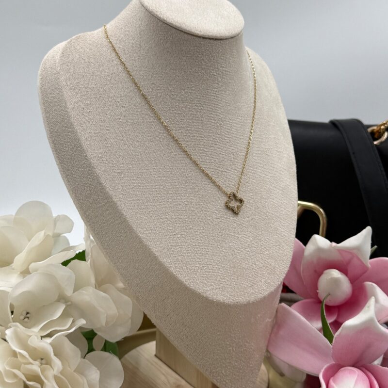 Naszyjnik celebrytka kwiatek koniczynka cyrkonie złoty stal 316L