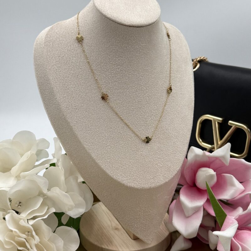 Naszyjnik celebrytka koniczynki kwiatki złoty stal 316L